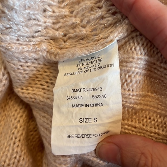 Motherhood Maternity pink sweater, size small - Picture 7 of 8